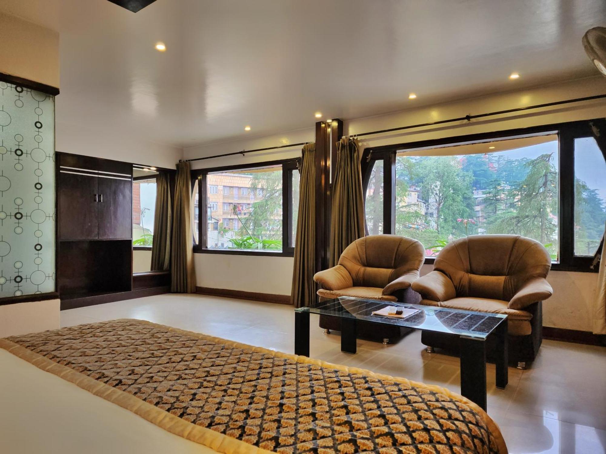 Hotel Surya Shimla Esterno foto