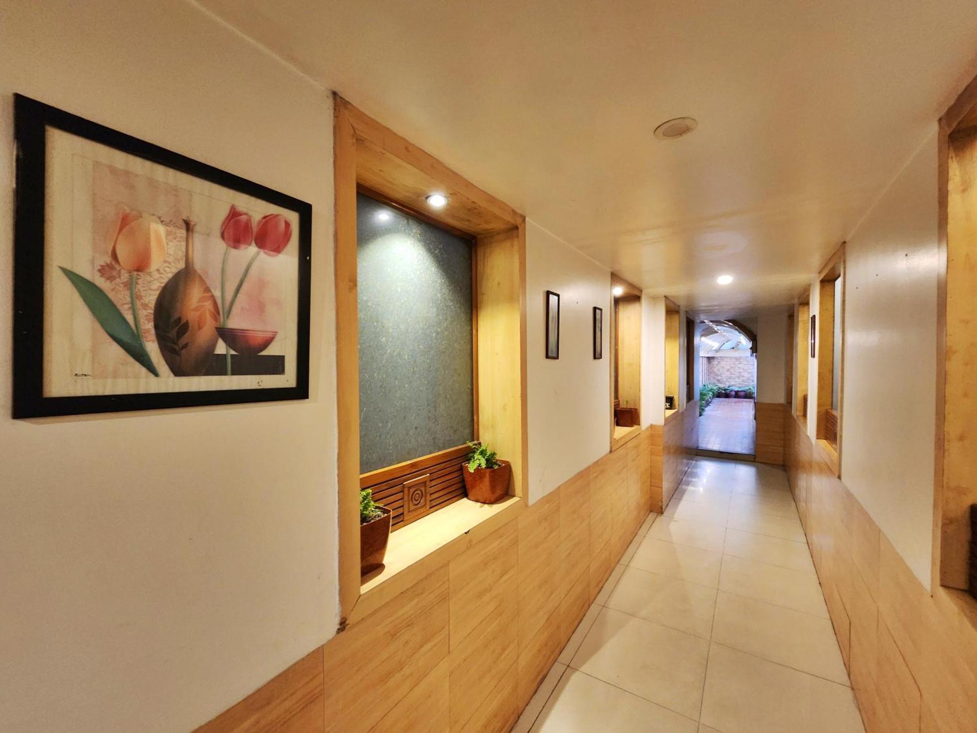 Hotel Surya Shimla Esterno foto